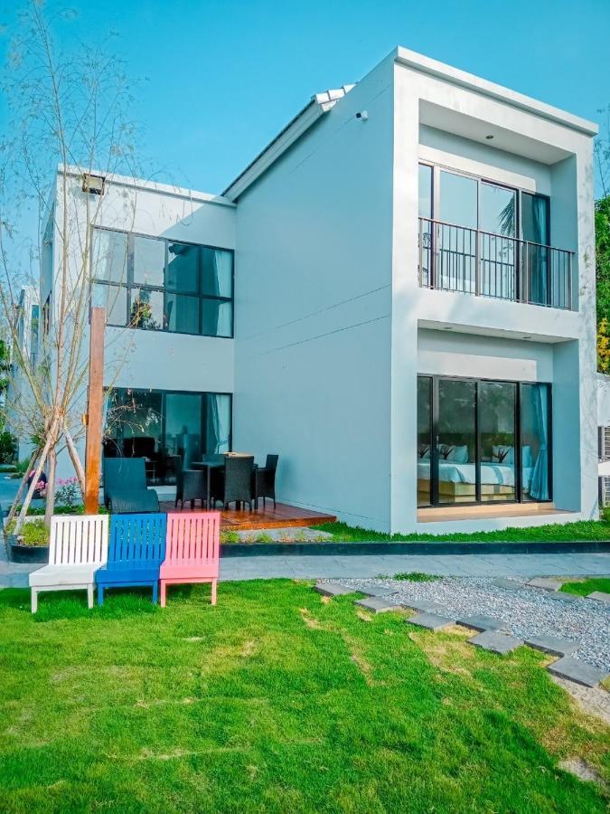 Hatchao Heritage Beach Front Resort Ban Hat Cha Samran Esterno foto