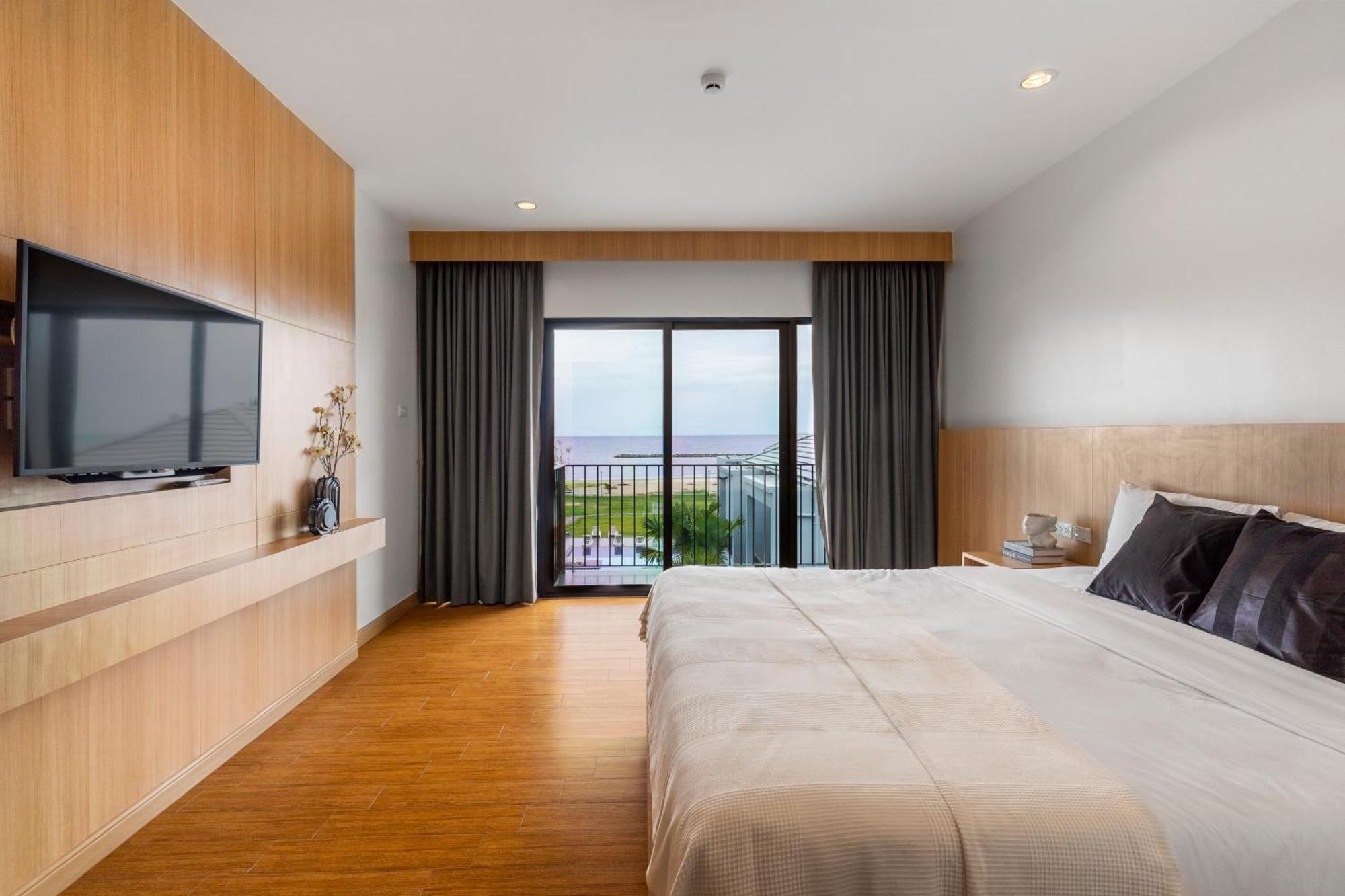 Hatchao Heritage Beach Front Resort Ban Hat Cha Samran Esterno foto